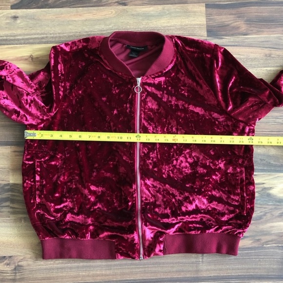 Ashley Stewart crush velvet light bomber jacket - Picture 6 of 9